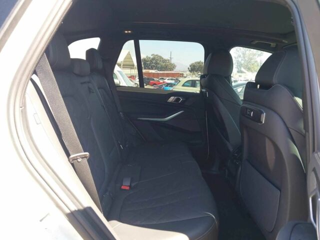 Білий БМВ Х5, об'ємом двигуна 3 л та пробігом 11 тис. км за 65000 $, фото 7 на Automoto.ua