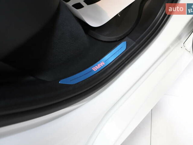 Белый БМВ Х5, объемом двигателя 3 л и пробегом 4 тыс. км за 78999 $, фото 107 на Automoto.ua