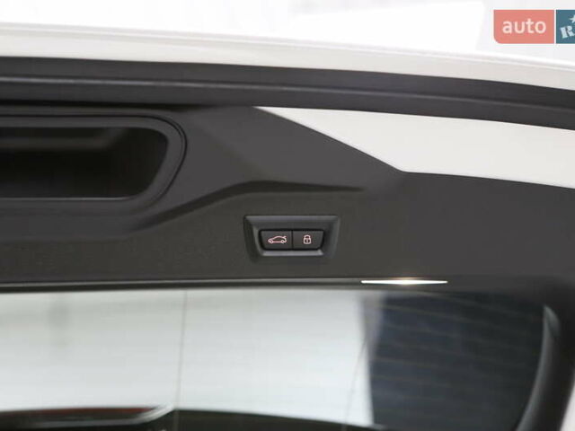 Белый БМВ Х5, объемом двигателя 3 л и пробегом 4 тыс. км за 78999 $, фото 115 на Automoto.ua