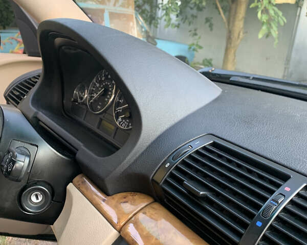 Бежевый БМВ Х5, объемом двигателя 3 л и пробегом 270 тыс. км за 9300 $, фото 26 на Automoto.ua