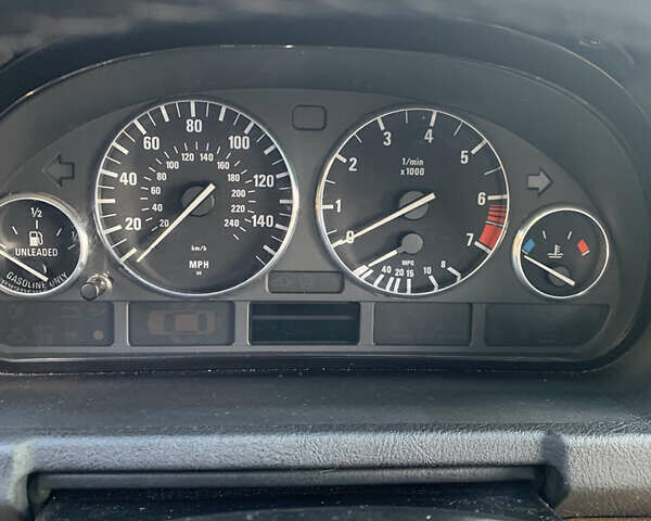 Бежевый БМВ Х5, объемом двигателя 2.98 л и пробегом 270 тыс. км за 9300 $, фото 34 на Automoto.ua