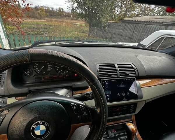 Бежевый БМВ Х5, объемом двигателя 2.9 л и пробегом 320 тыс. км за 11000 $, фото 13 на Automoto.ua