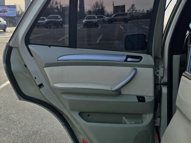 Бежевий БМВ Х5, об'ємом двигуна 3 л та пробігом 380 тис. км за 9000 $, фото 12 на Automoto.ua