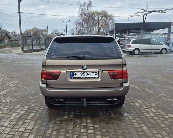 Бежевый БМВ Х5, объемом двигателя 2.99 л и пробегом 477 тыс. км за 10000 $, фото 4 на Automoto.ua