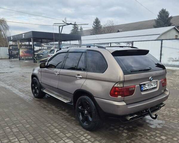 Бежевый БМВ Х5, объемом двигателя 2.99 л и пробегом 477 тыс. км за 10000 $, фото 5 на Automoto.ua