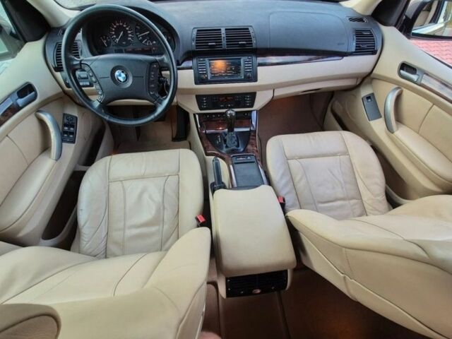 Бежевый БМВ Х5, объемом двигателя 3 л и пробегом 234 тыс. км за 4500 $, фото 5 на Automoto.ua