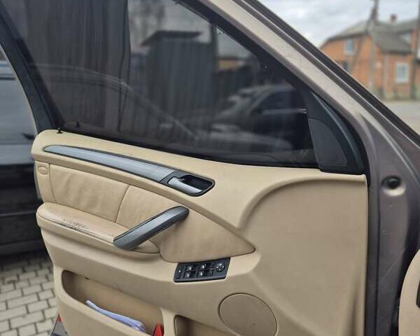 Бежевый БМВ Х5, объемом двигателя 2.99 л и пробегом 477 тыс. км за 10000 $, фото 22 на Automoto.ua