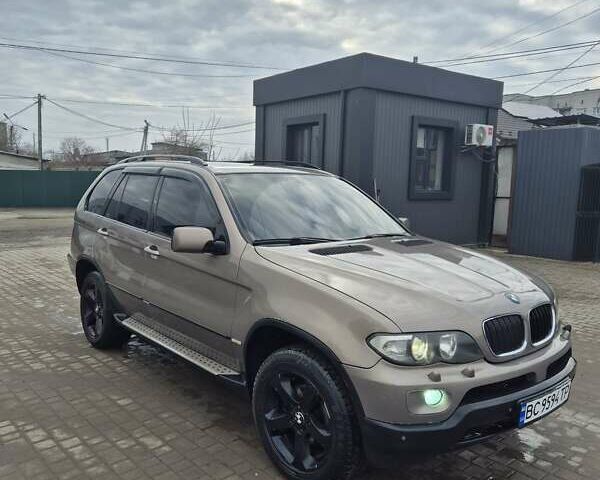 Бежевый БМВ Х5, объемом двигателя 2.99 л и пробегом 477 тыс. км за 10000 $, фото 23 на Automoto.ua