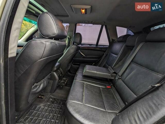 Бежевый БМВ Х5, объемом двигателя 3 л и пробегом 305 тыс. км за 5950 $, фото 2 на Automoto.ua