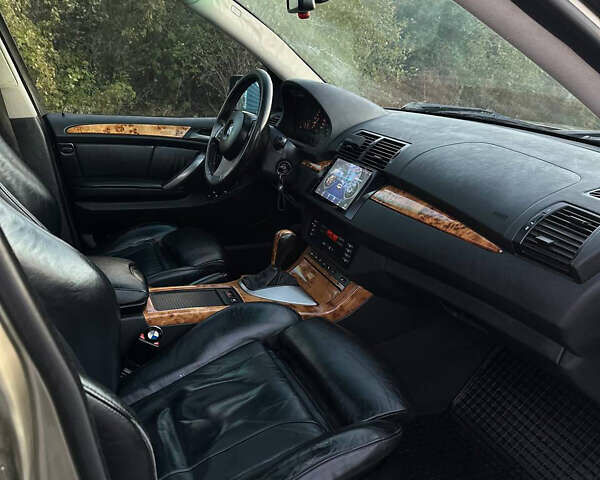 Бежевый БМВ Х5, объемом двигателя 3 л и пробегом 350 тыс. км за 7500 $, фото 7 на Automoto.ua