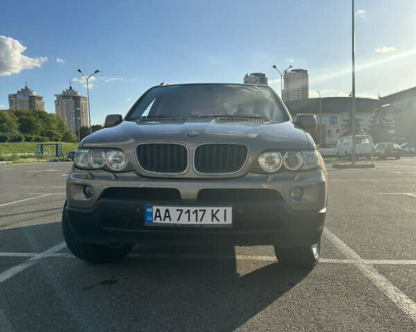 Бежевый БМВ Х5, объемом двигателя 3 л и пробегом 296 тыс. км за 8800 $, фото 1 на Automoto.ua