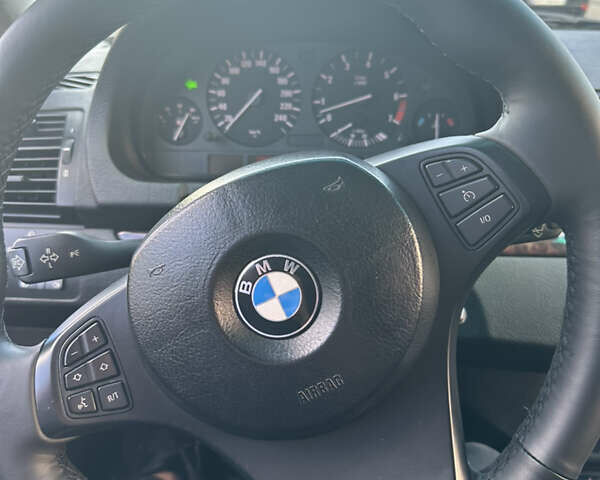 Бежевый БМВ Х5, объемом двигателя 3 л и пробегом 296 тыс. км за 8800 $, фото 11 на Automoto.ua