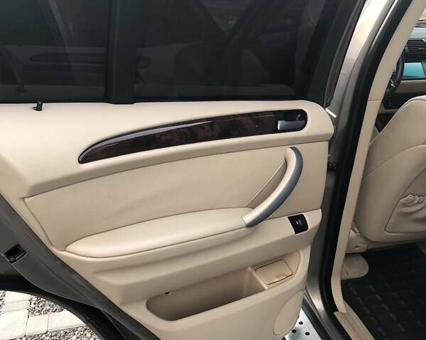 Бежевий БМВ Х5, об'ємом двигуна 3 л та пробігом 230 тис. км за 11900 $, фото 8 на Automoto.ua