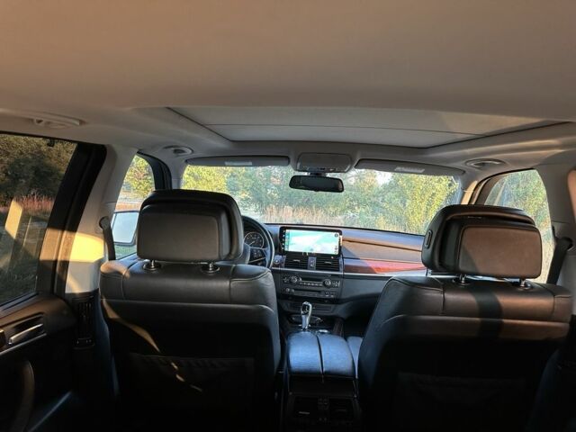 Бежевый БМВ Х5, объемом двигателя 3 л и пробегом 335 тыс. км за 12000 $, фото 14 на Automoto.ua