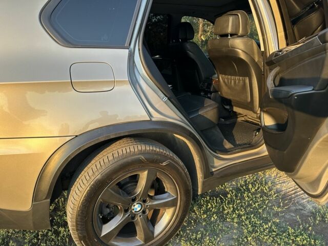 Бежевый БМВ Х5, объемом двигателя 3 л и пробегом 335 тыс. км за 12000 $, фото 11 на Automoto.ua