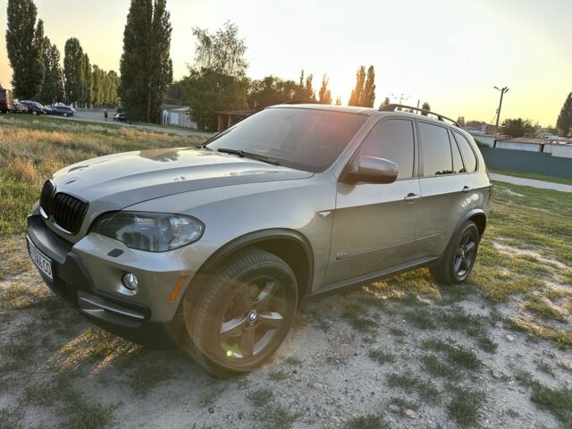 Бежевый БМВ Х5, объемом двигателя 3 л и пробегом 335 тыс. км за 12000 $, фото 1 на Automoto.ua