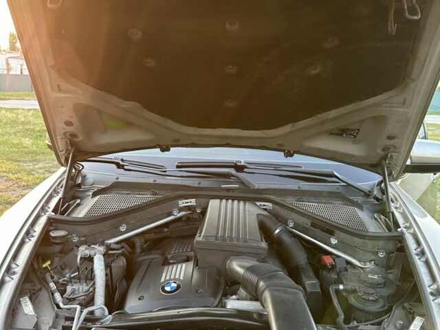 Бежевый БМВ Х5, объемом двигателя 3 л и пробегом 335 тыс. км за 12000 $, фото 16 на Automoto.ua