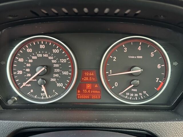 Бежевый БМВ Х5, объемом двигателя 3 л и пробегом 335 тыс. км за 12000 $, фото 20 на Automoto.ua