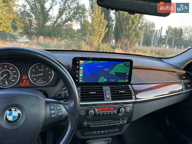 Бежевий БМВ Х5, об'ємом двигуна 3 л та пробігом 335 тис. км за 12500 $, фото 20 на Automoto.ua
