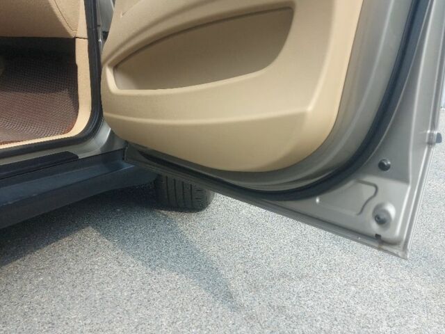 Бежевый БМВ Х5, объемом двигателя 3 л и пробегом 346 тыс. км за 10200 $, фото 6 на Automoto.ua