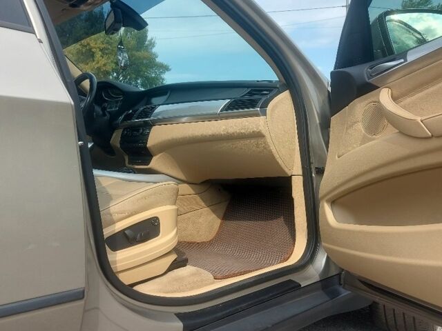 Бежевый БМВ Х5, объемом двигателя 3 л и пробегом 346 тыс. км за 10200 $, фото 7 на Automoto.ua