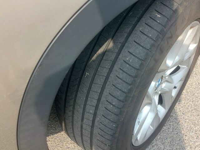 Бежевый БМВ Х5, объемом двигателя 3 л и пробегом 346 тыс. км за 10200 $, фото 11 на Automoto.ua