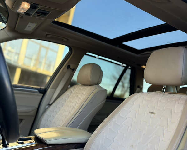 Бежевый БМВ Х5, объемом двигателя 2.98 л и пробегом 193 тыс. км за 13000 $, фото 16 на Automoto.ua