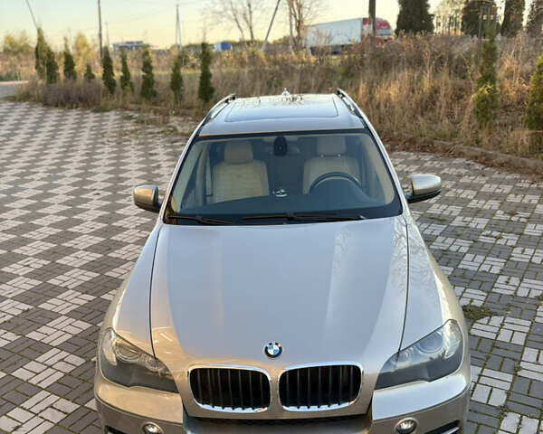 Бежевый БМВ Х5, объемом двигателя 2.98 л и пробегом 193 тыс. км за 13000 $, фото 6 на Automoto.ua