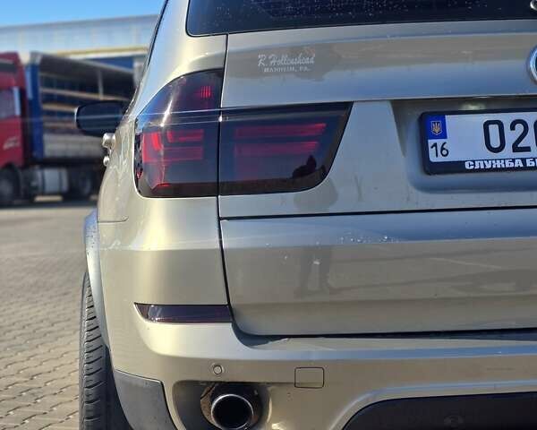 Бежевый БМВ Х5, объемом двигателя 3 л и пробегом 220 тыс. км за 16800 $, фото 16 на Automoto.ua