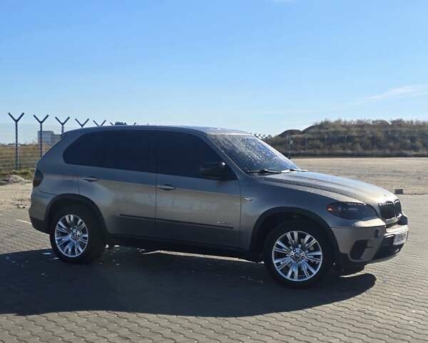 Бежевый БМВ Х5, объемом двигателя 3 л и пробегом 220 тыс. км за 16800 $, фото 21 на Automoto.ua