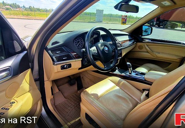 Бежевый БМВ Х5, объемом двигателя 3 л и пробегом 174 тыс. км за 13300 $, фото 6 на Automoto.ua