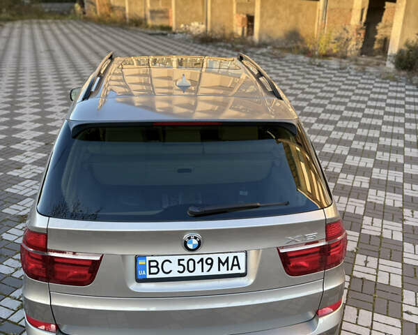 Бежевый БМВ Х5, объемом двигателя 2.98 л и пробегом 193 тыс. км за 13000 $, фото 5 на Automoto.ua