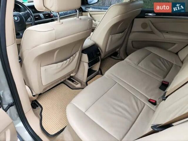 Бежевый БМВ Х5, объемом двигателя 2.98 л и пробегом 173 тыс. км за 12500 $, фото 4 на Automoto.ua