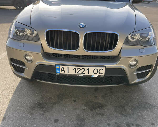 Бежевый БМВ Х5, объемом двигателя 2.98 л и пробегом 272 тыс. км за 13200 $, фото 3 на Automoto.ua