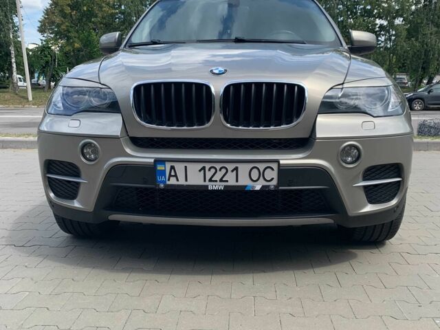 Бежевий БМВ Х5, об'ємом двигуна 3 л та пробігом 272 тис. км за 13000 $, фото 4 на Automoto.ua