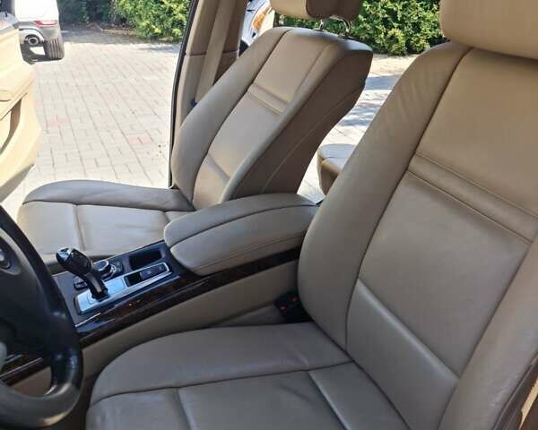 Бежевий БМВ Х5, об'ємом двигуна 3 л та пробігом 210 тис. км за 13100 $, фото 17 на Automoto.ua