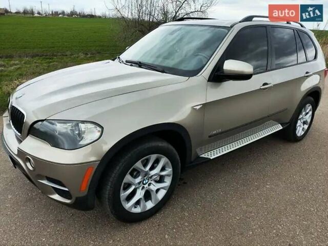 Бежевый БМВ Х5, объемом двигателя 2.98 л и пробегом 173 тыс. км за 12500 $, фото 1 на Automoto.ua