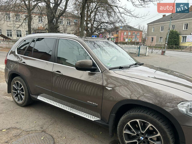 Бежевый БМВ Х5, объемом двигателя 3 л и пробегом 326 тыс. км за 20500 $, фото 3 на Automoto.ua