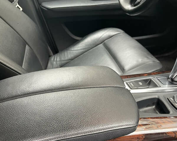 Бежевый БМВ Х5, объемом двигателя 2.98 л и пробегом 169 тыс. км за 17000 $, фото 7 на Automoto.ua