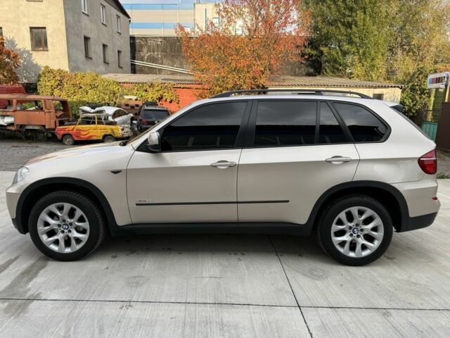 Бежевый БМВ Х5, объемом двигателя 3 л и пробегом 255 тыс. км за 14950 $, фото 2 на Automoto.ua