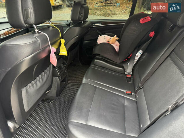 Бежевый БМВ Х5, объемом двигателя 2.98 л и пробегом 255 тыс. км за 14950 $, фото 10 на Automoto.ua