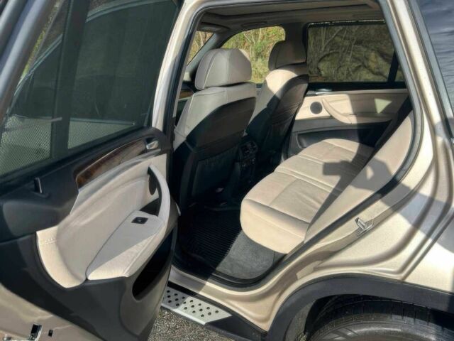 Бежевий БМВ Х5, об'ємом двигуна 3 л та пробігом 89 тис. км за 2200 $, фото 9 на Automoto.ua