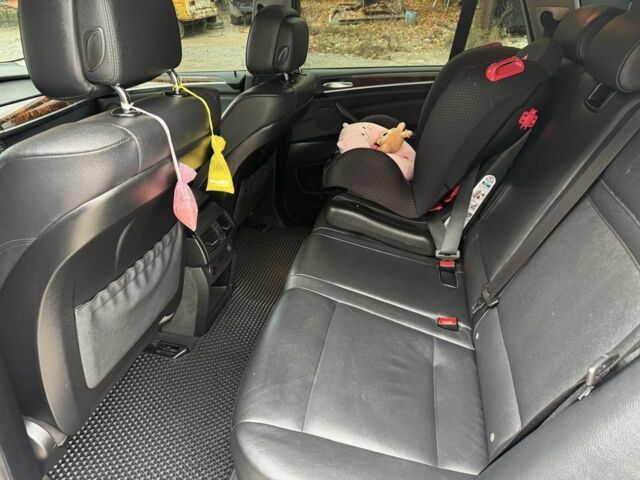 Бежевый БМВ Х5, объемом двигателя 3 л и пробегом 255 тыс. км за 14950 $, фото 5 на Automoto.ua