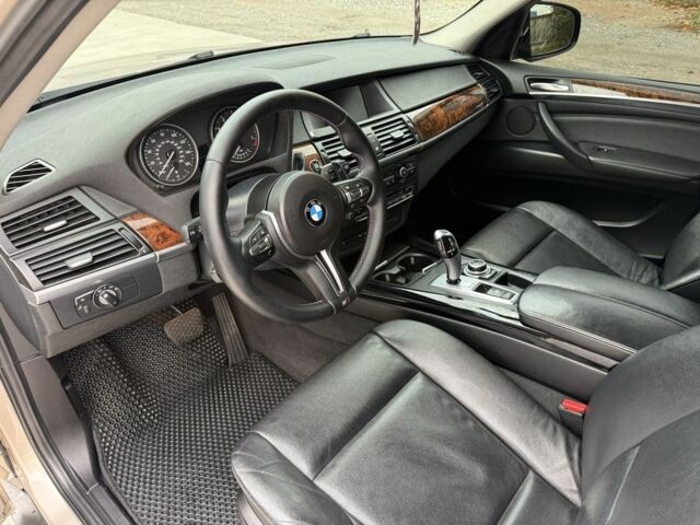 Бежевый БМВ Х5, объемом двигателя 3 л и пробегом 255 тыс. км за 14950 $, фото 7 на Automoto.ua