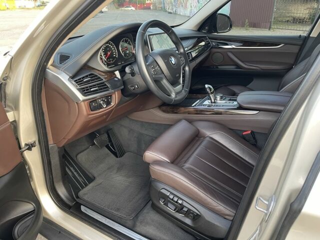 Бежевый БМВ Х5, объемом двигателя 3 л и пробегом 151 тыс. км за 31700 $, фото 10 на Automoto.ua