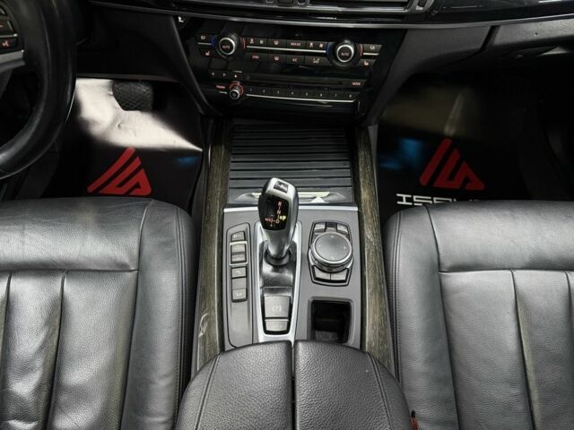 Бежевый БМВ Х5, объемом двигателя 3 л и пробегом 224 тыс. км за 18900 $, фото 22 на Automoto.ua