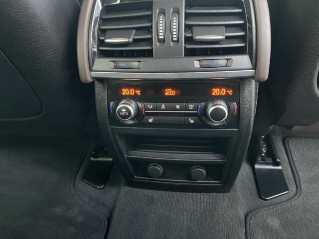 Бежевый БМВ Х5, объемом двигателя 3 л и пробегом 151 тыс. км за 31700 $, фото 12 на Automoto.ua