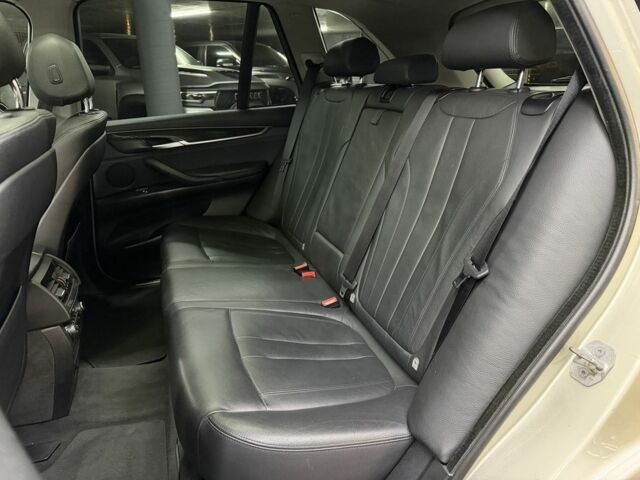 Бежевый БМВ Х5, объемом двигателя 3 л и пробегом 224 тыс. км за 18900 $, фото 18 на Automoto.ua