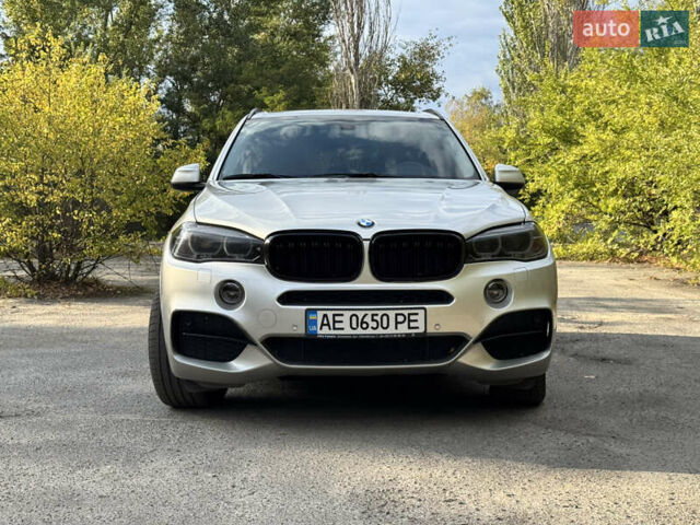 Бежевий БМВ Х5, об'ємом двигуна 2.99 л та пробігом 219 тис. км за 35000 $, фото 39 на Automoto.ua