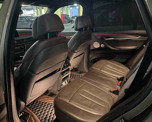 Бежевый БМВ Х5, объемом двигателя 4.39 л и пробегом 111 тыс. км за 29000 $, фото 15 на Automoto.ua